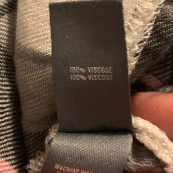 Aerie- Black/White Button Down Flannel - Picture 7 of 8